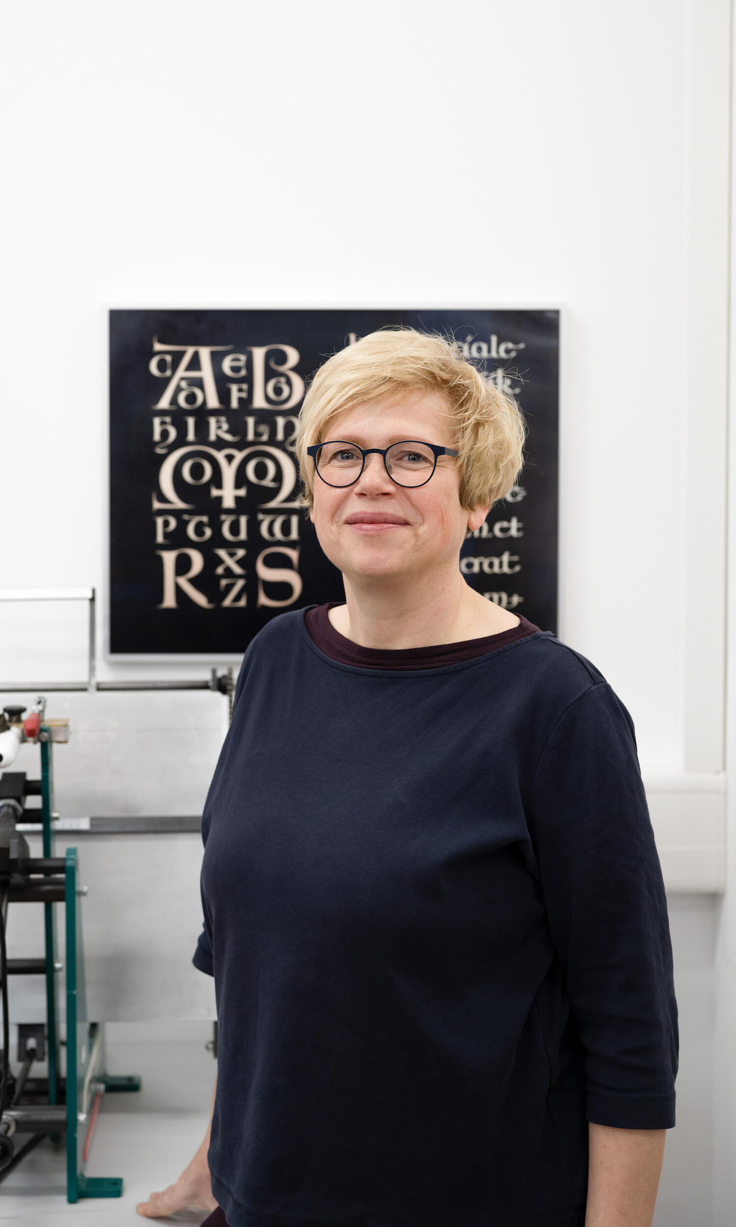 Foto von Heike Zobel, Werkstattleiterin Buchbinderei Kommunikationsdesign Folkwang