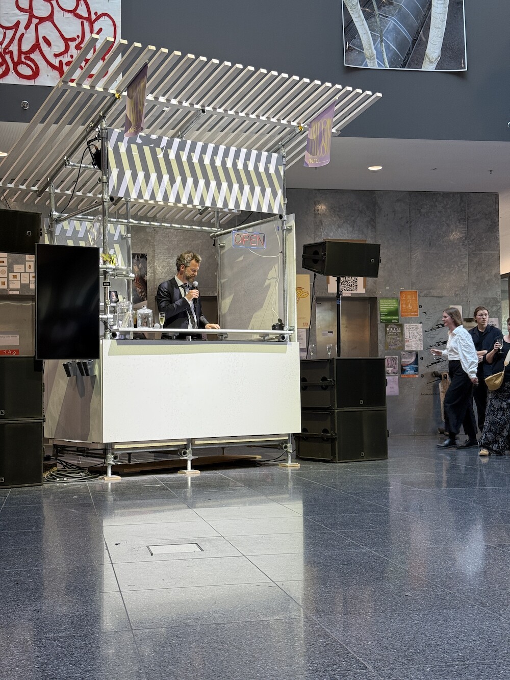 Bildname: kd-rundgang_2025-nbfusl