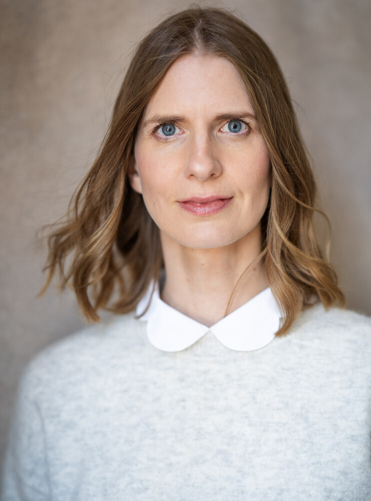 kleines Profilfoto von Saskia Nitsche|Research Associate for Language & Form